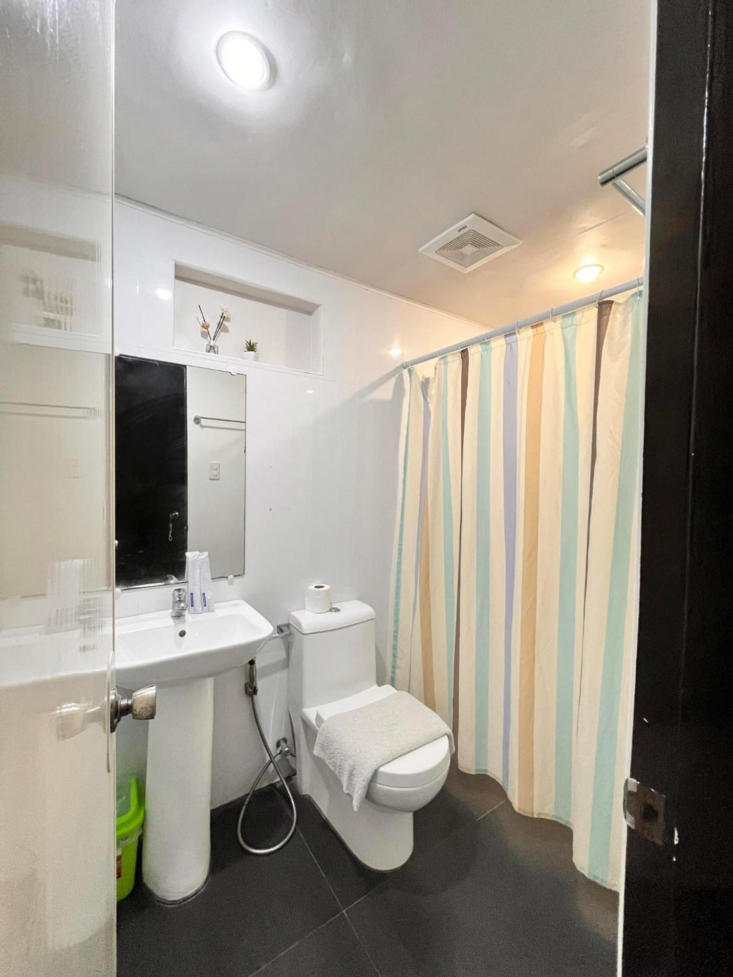 Casita Isla Beach Inn Balabag  Kültér fotó